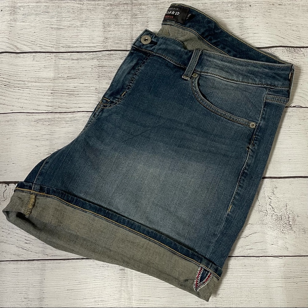 Torrid cuffed shorts - Picture 8 of 12